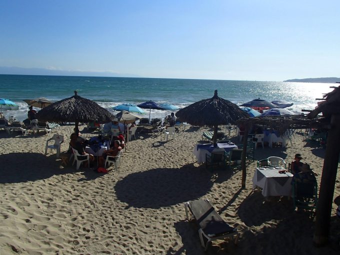 El Chivero Bucerias Restarant Beach Bar