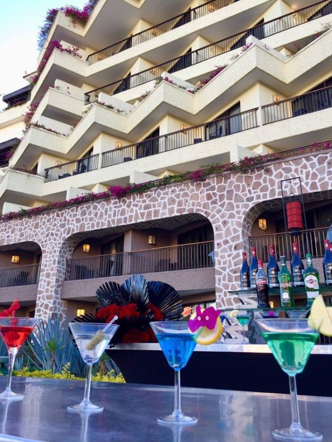 Marriot | Sport | Bar | Restaurant | Beer | Hotel | Resorts | Puerto Vallarta | Marina